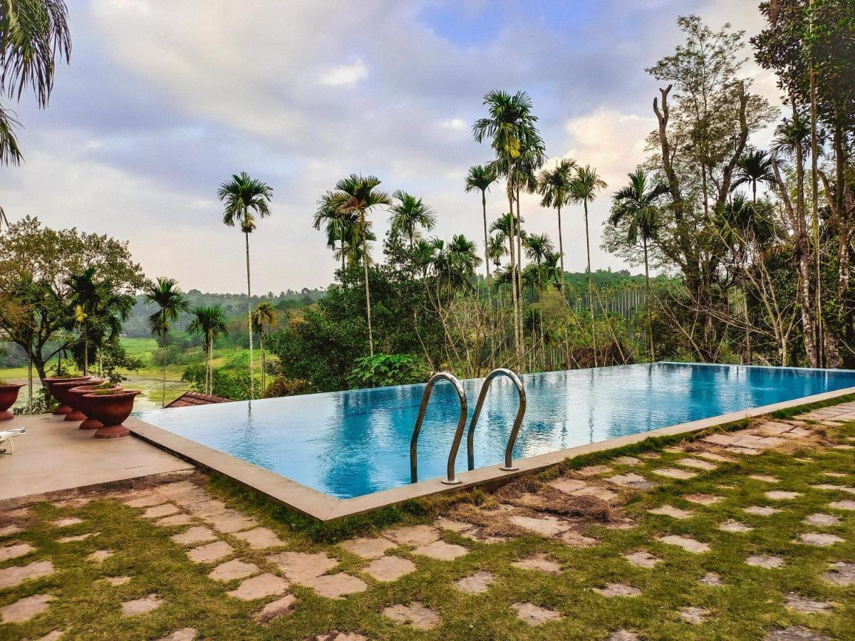 The Wave Lakeview Resort & Spa Wayanad Bagian luar foto