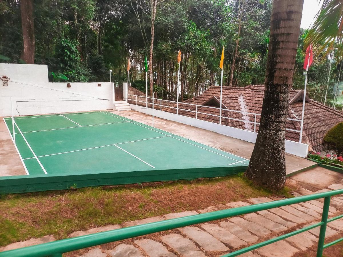 The Wave Lakeview Resort & Spa Wayanad Bagian luar foto